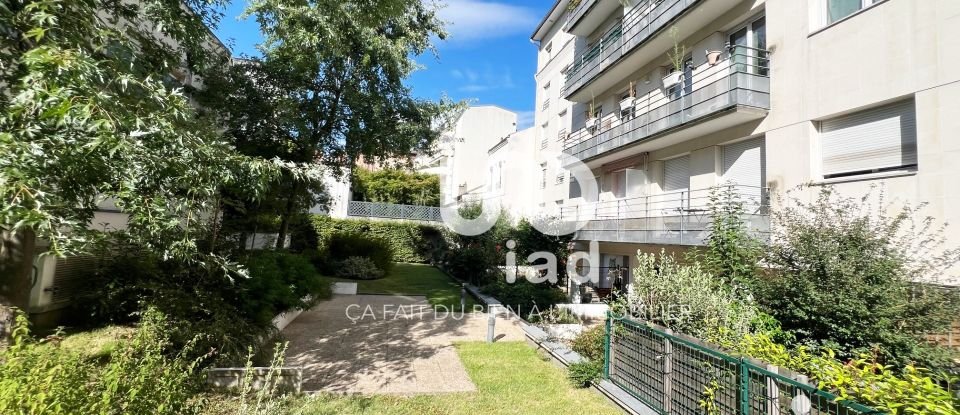 Apartment 3 rooms of 78 m² in Puteaux (92800)