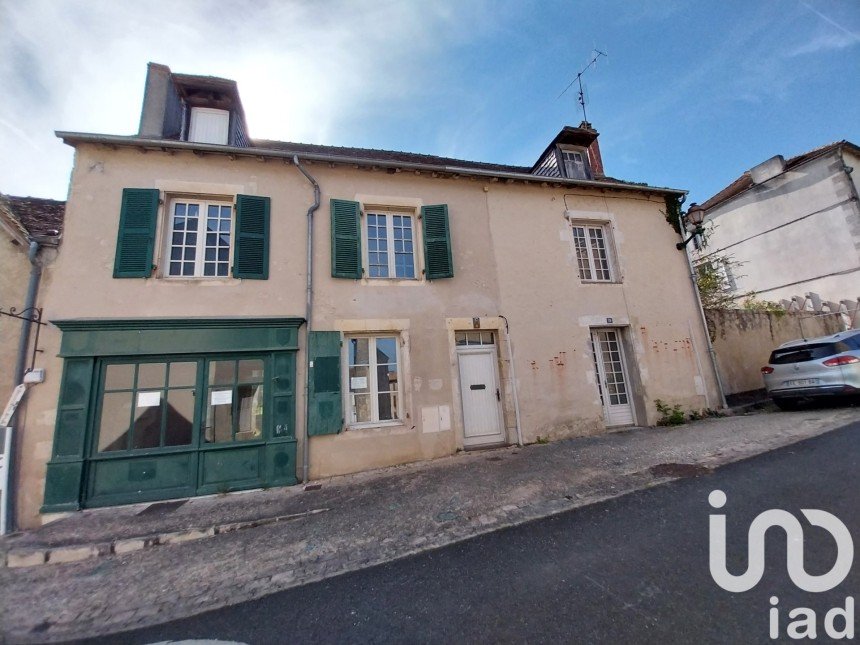 Town house 6 rooms of 159 m² in Montmorillon (86500)