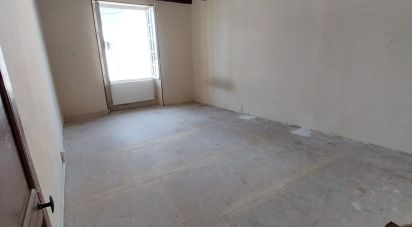 Town house 6 rooms of 159 m² in Montmorillon (86500)