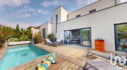 Architect house 5 rooms of 120 m² in Lauzerville (31650)