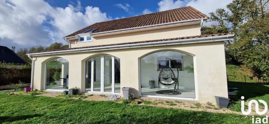 Maison 8 pièces de 213 m² à Grand-Couronne (76530)