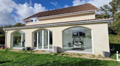 Maison 8 pièces de 213 m² à Grand-Couronne (76530)