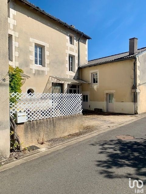 Vente Maison 220m² 8 Pièces à Migné-Auxances (86440) - Iad France