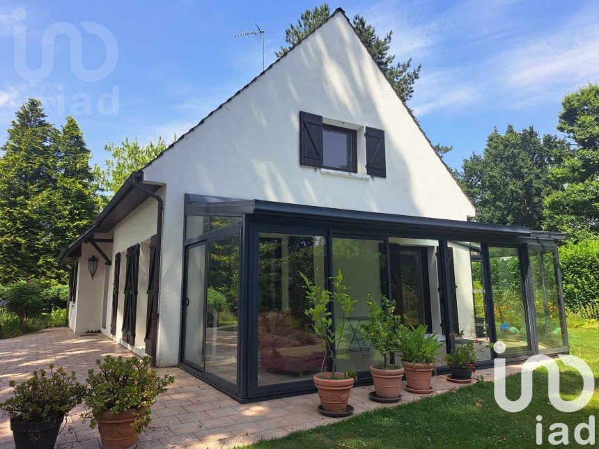 Maison 7 pièces de 141 m² à Villers-sur-Coudun (60150)