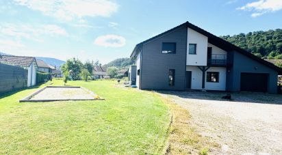 Maison 8 pièces de 194 m² à Saulxures-sur-Moselotte (88290)