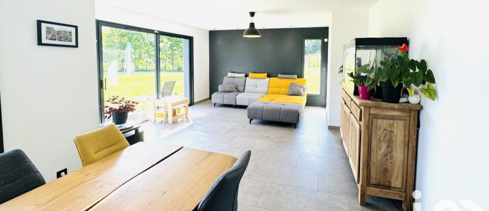 Maison 8 pièces de 194 m² à Saulxures-sur-Moselotte (88290)