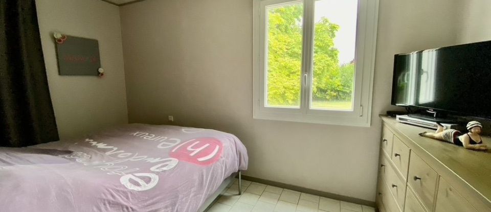 Maison 5 pièces de 121 m² à Aulnay-la-Rivière (45390)