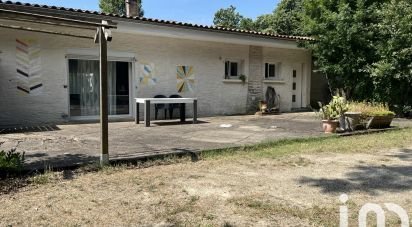 Country house 5 rooms of 141 m² in Saint-Romain-de-Benet (17600)