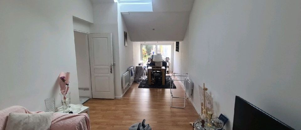 House 5 rooms of 60 m² in Livry-Gargan (93190)