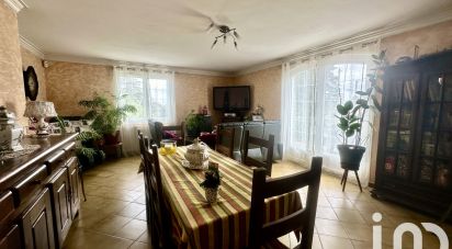 Traditional house 5 rooms of 106 m² in Saint-André-le-Puy (42210)