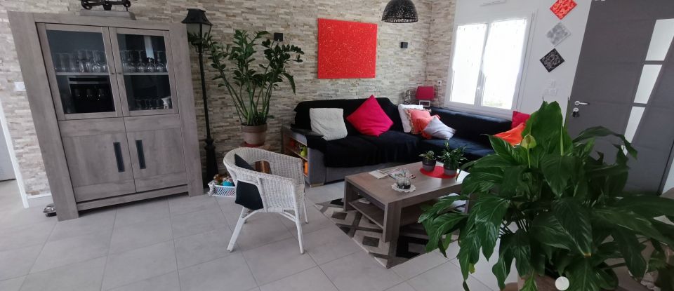 House 3 rooms of 83 m² in Sallertaine (85300)