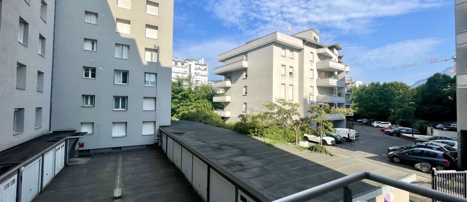 Apartment 4 rooms of 58 m² in Grenoble (38100)