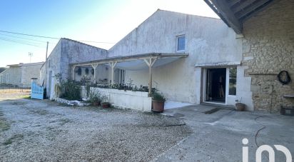 Village house 5 rooms of 138 m² in Saint-Ciers-du-Taillon (17240)