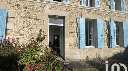 Village house 5 rooms of 138 m² in Saint-Ciers-du-Taillon (17240)