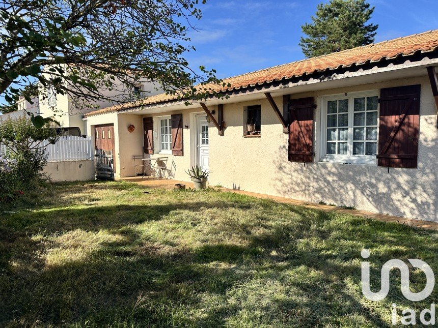 Vente Maison 85m² 4 Pièces à Les Sables-d'Olonne (85100) - Iad France