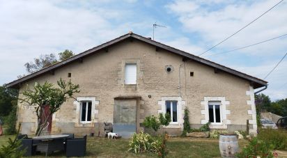 Domaine 2 pièces de 70 m² à Saint-Avit-Saint-Nazaire (33220)