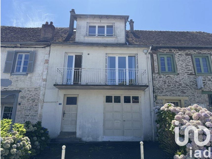 Maison de village 5 pièces de 88 m² à Magnac-Bourg (87380)