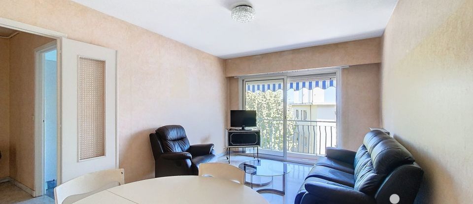 Studio 3 rooms of 63 m² in Nice (06100)