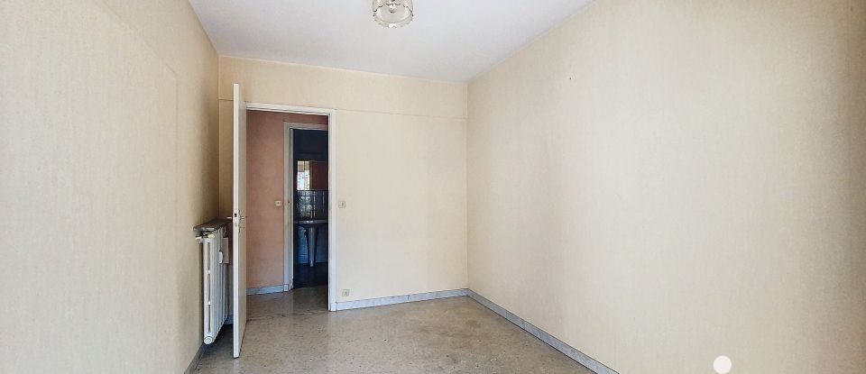 Appartement 3 pièces de 63 m² à Nice (06100)