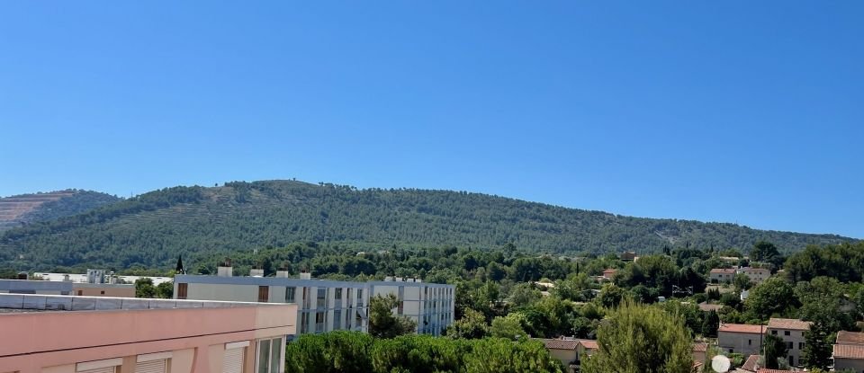 Apartment 4 rooms of 80 m² in Aubagne (13400)