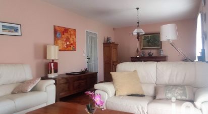 Traditional house 4 rooms of 80 m² in Lormont (33310)