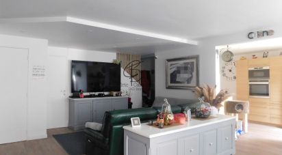 House 5 rooms of 97 m² in Roissy-en-Brie (77680)