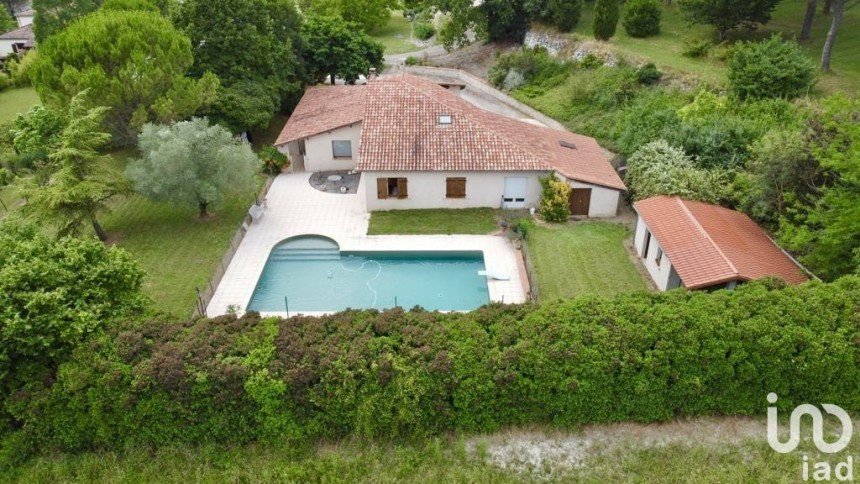 House 7 rooms of 200 m² in Nérac (47600)