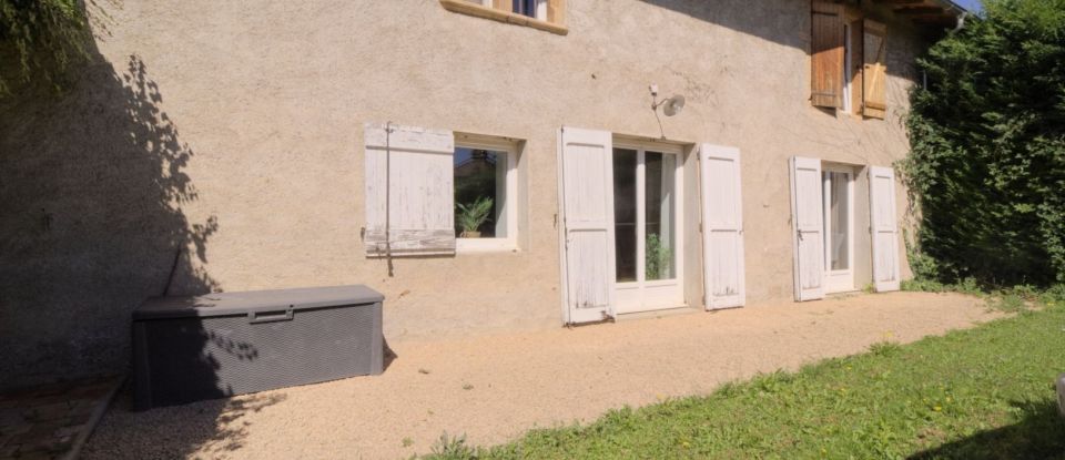 Maison 5 pièces de 185 m² à Mogneneins (01140)