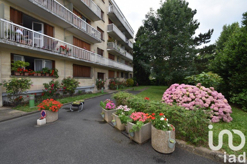 Apartment 2 rooms of 35 m² in Villejuif (94800)