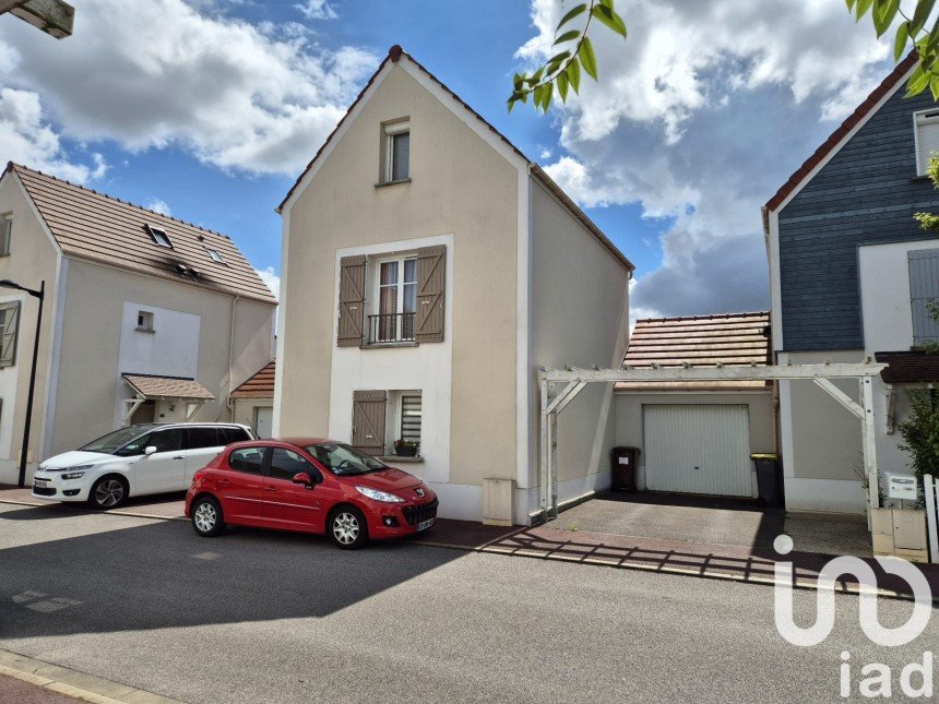 Maison 4 pièces de 90 m² à Saint-Pierre-du-Perray (91280)