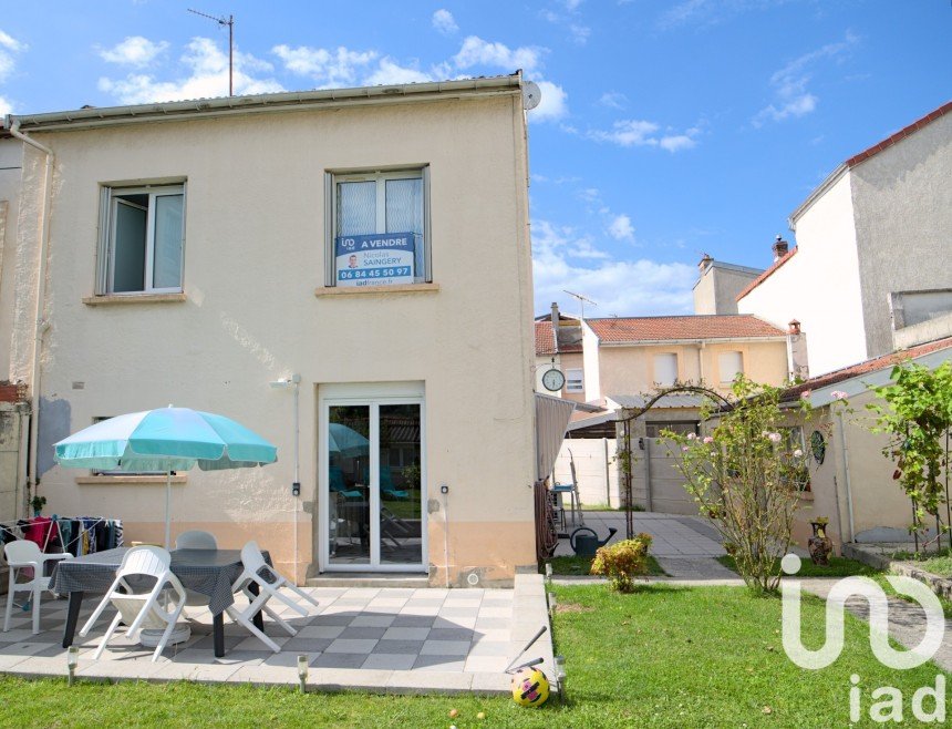 House 5 rooms of 96 m² in Reims (51100)