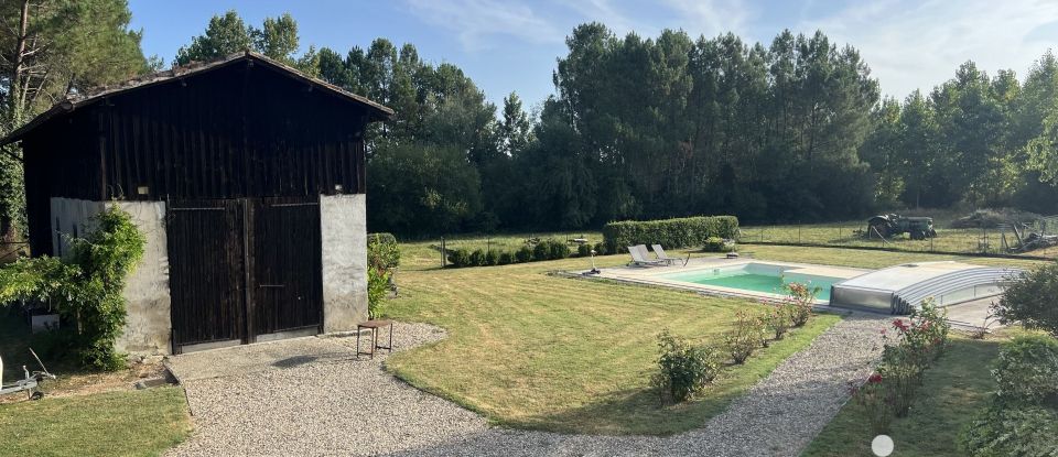 Country house 6 rooms of 240 m² in Sigalens (33690)