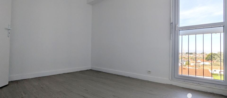 Appartement 4 pièces de 90 m² à Rezé (44400)