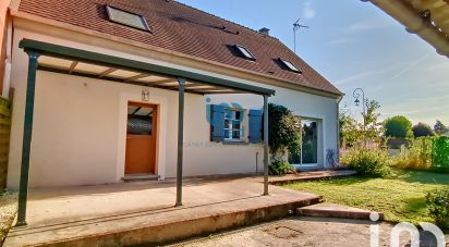 House 6 rooms of 113 m² in Marles-en-Brie (77610)