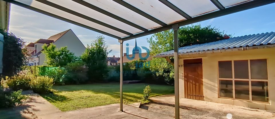 Maison 6 pièces de 113 m² à Marles-en-Brie (77610)