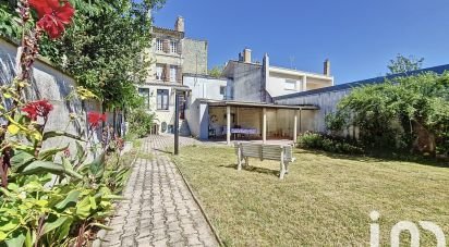 Maison 5 pièces de 135 m² à Pauillac (33250)