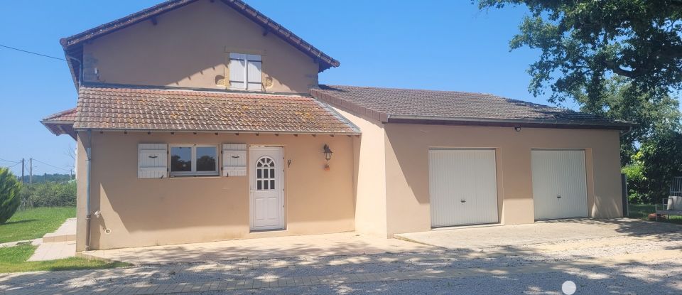 Maison de campagne 6 pièces de 144 m² à Volesvres (71600)