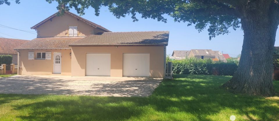 Maison de campagne 6 pièces de 144 m² à Volesvres (71600)