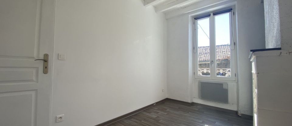 Maison 4 pièces de 83 m² à Saint-Seurin-de-Prats (24230)