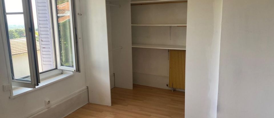 Maison 4 pièces de 77 m² à Rillieux-la-Pape (69140)