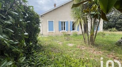 House 8 rooms of 165 m² in Les Mathes (17570)