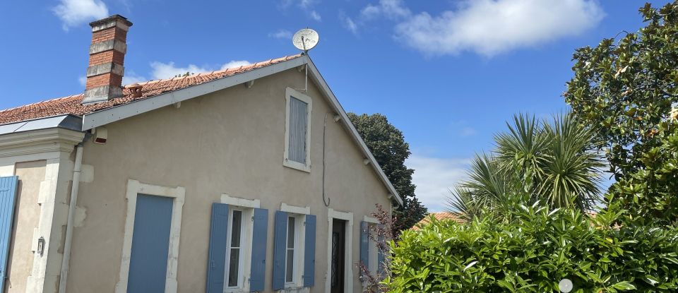 House 8 rooms of 165 m² in Les Mathes (17570)