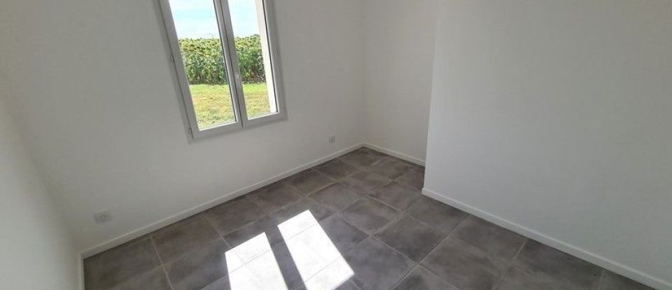 Maison 6 pièces de 132 m² à Les Essards (17250)