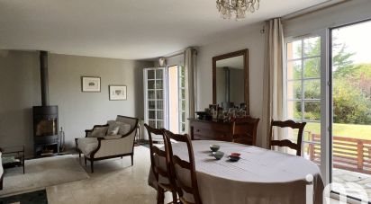 Traditional house 8 rooms of 170 m² in Verneuil-sur-Seine (78480)