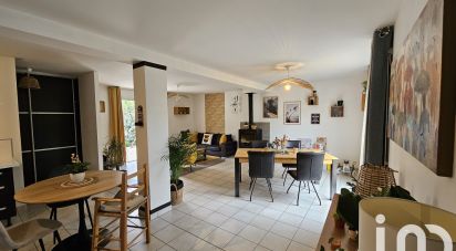 House 6 rooms of 99 m² in Bourg-des-Comptes (35890)