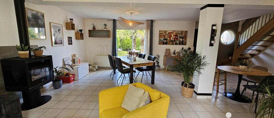 Maison 6 pièces de 99 m² à Bourg-des-Comptes (35890)