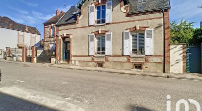 Maison traditionnelle 7 pièces de 130 m² à Sézanne (51120)