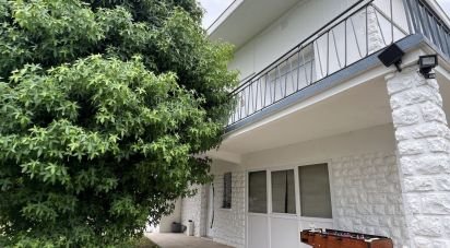 Maison 9 pièces de 240 m² à Le Passage (47520)