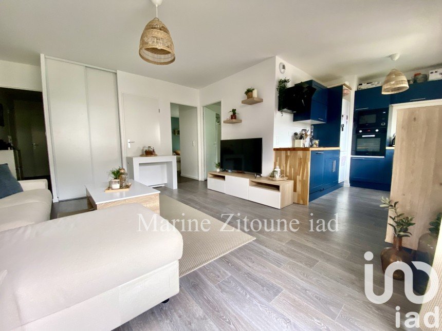 Apartment 3 rooms of 58 m² in Linas (91310)