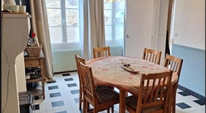 Country house 7 rooms of 182 m² in Étais-la-Sauvin (89480)